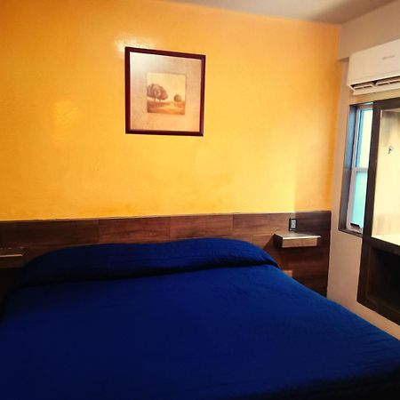 דליסיאס Hotel Baeza מראה חיצוני תמונה