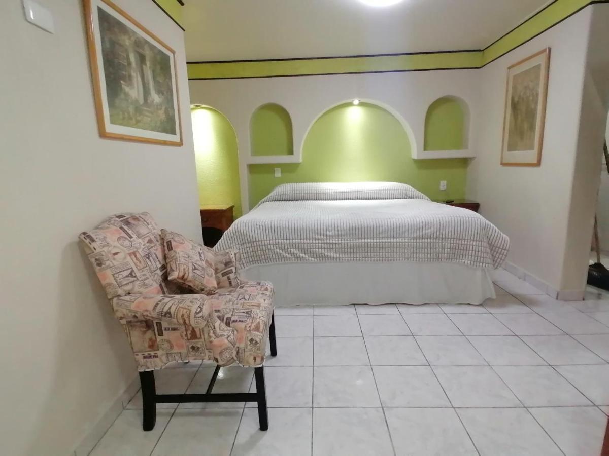דליסיאס Hotel Baeza מראה חיצוני תמונה