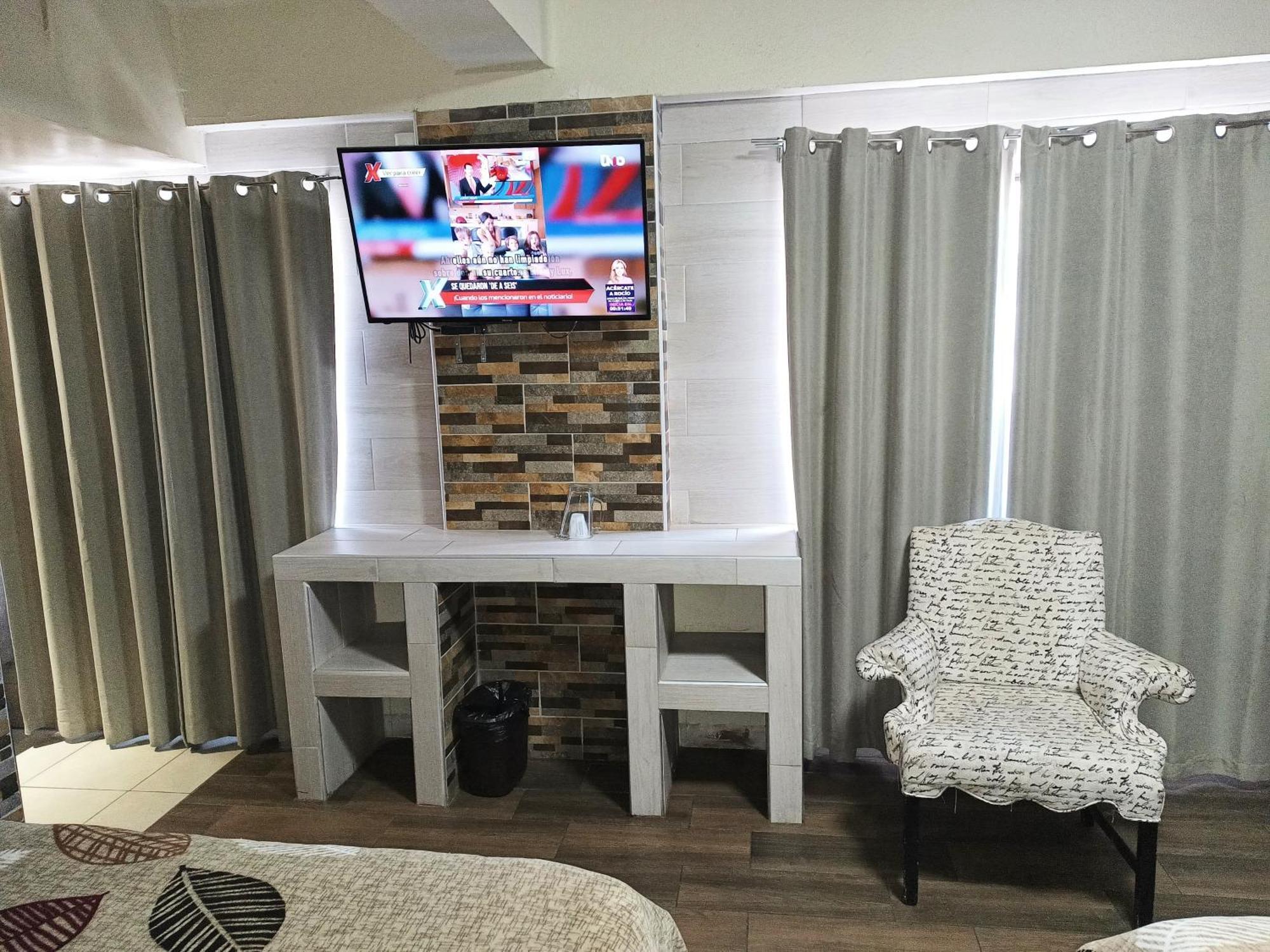 דליסיאס Hotel Baeza מראה חיצוני תמונה