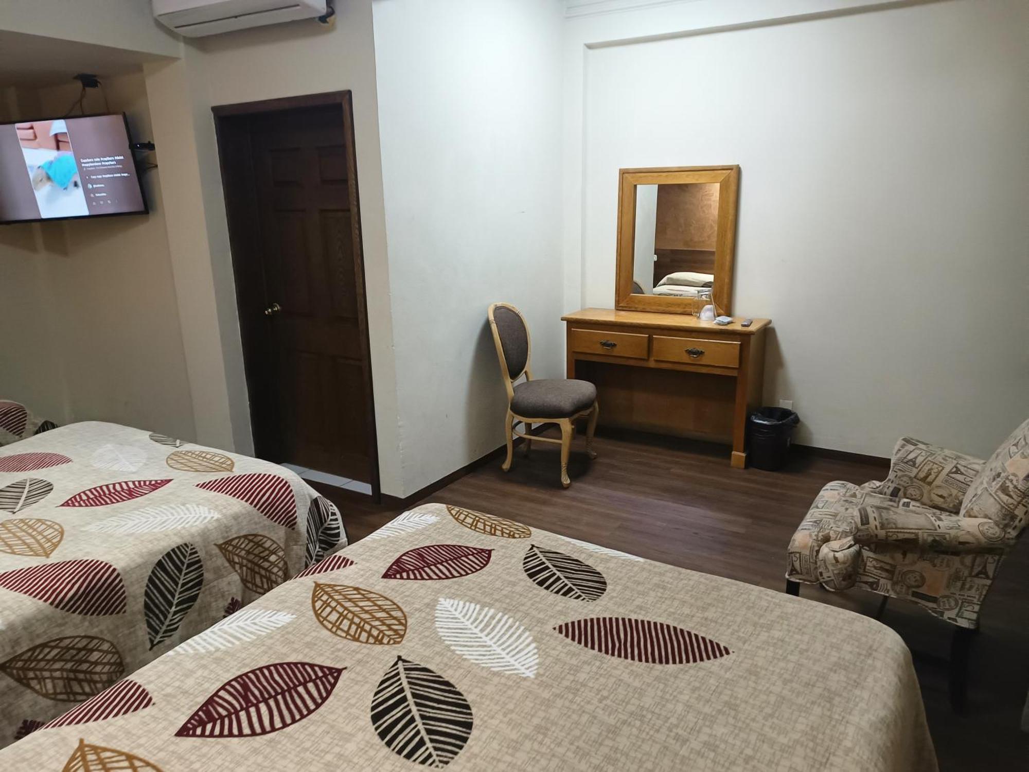 דליסיאס Hotel Baeza מראה חיצוני תמונה
