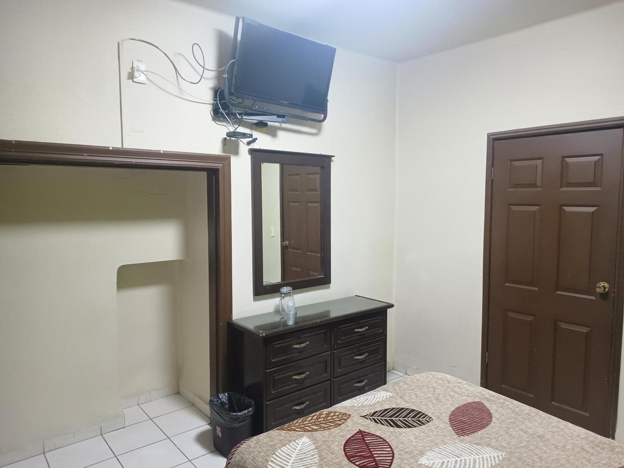 דליסיאס Hotel Baeza מראה חיצוני תמונה