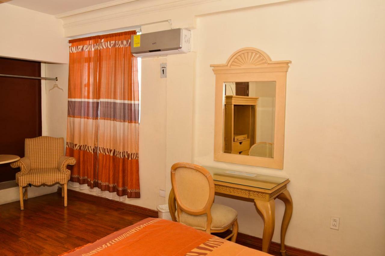 דליסיאס Hotel Baeza מראה חיצוני תמונה