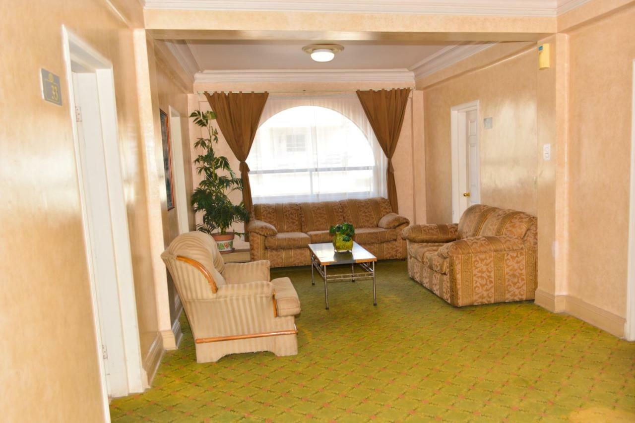 דליסיאס Hotel Baeza מראה חיצוני תמונה